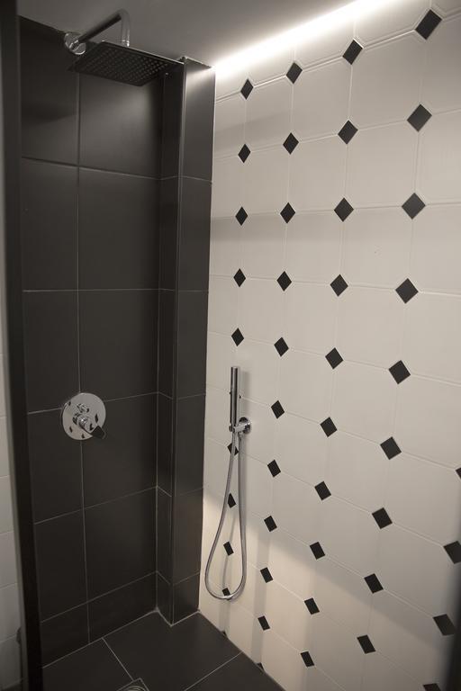 Super Stylish Apartments In Syntagma Square! أثينا المظهر الخارجي الصورة