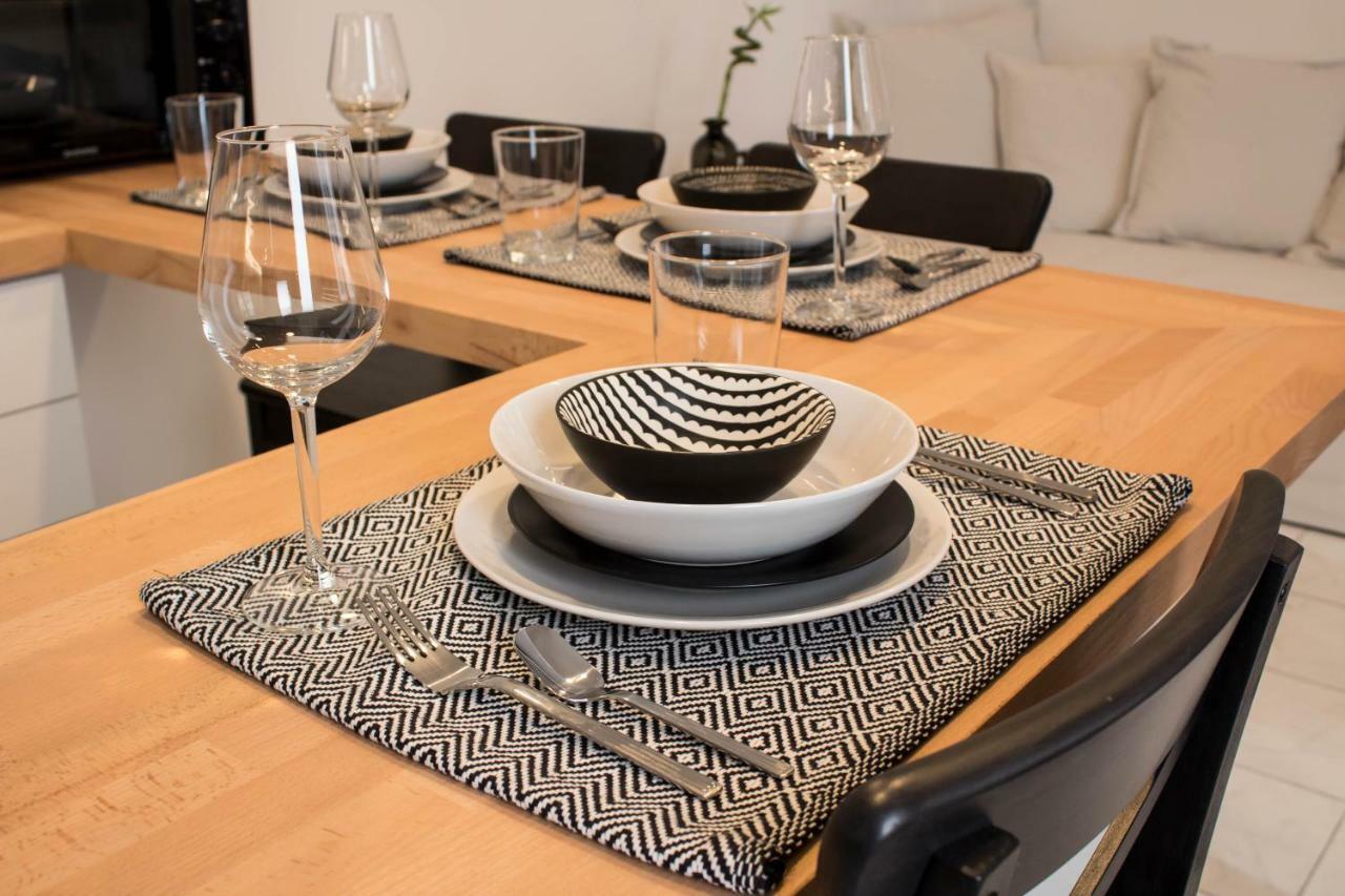 Super Stylish Apartments In Syntagma Square! أثينا المظهر الخارجي الصورة